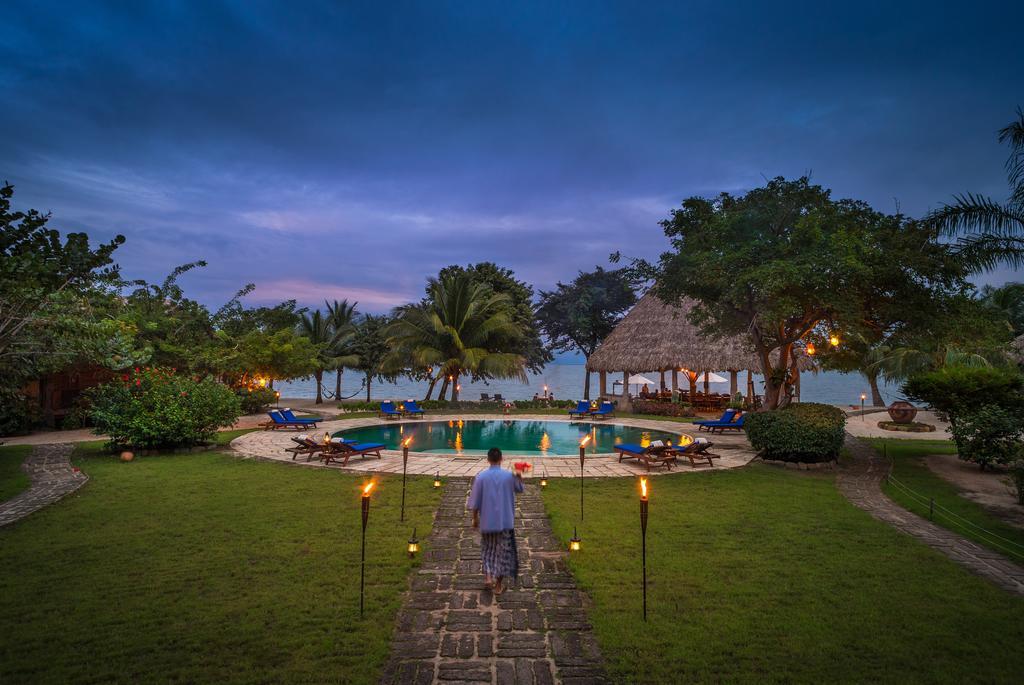 Turtle Inn By Francis Ford Coppola Placencia Экстерьер фото