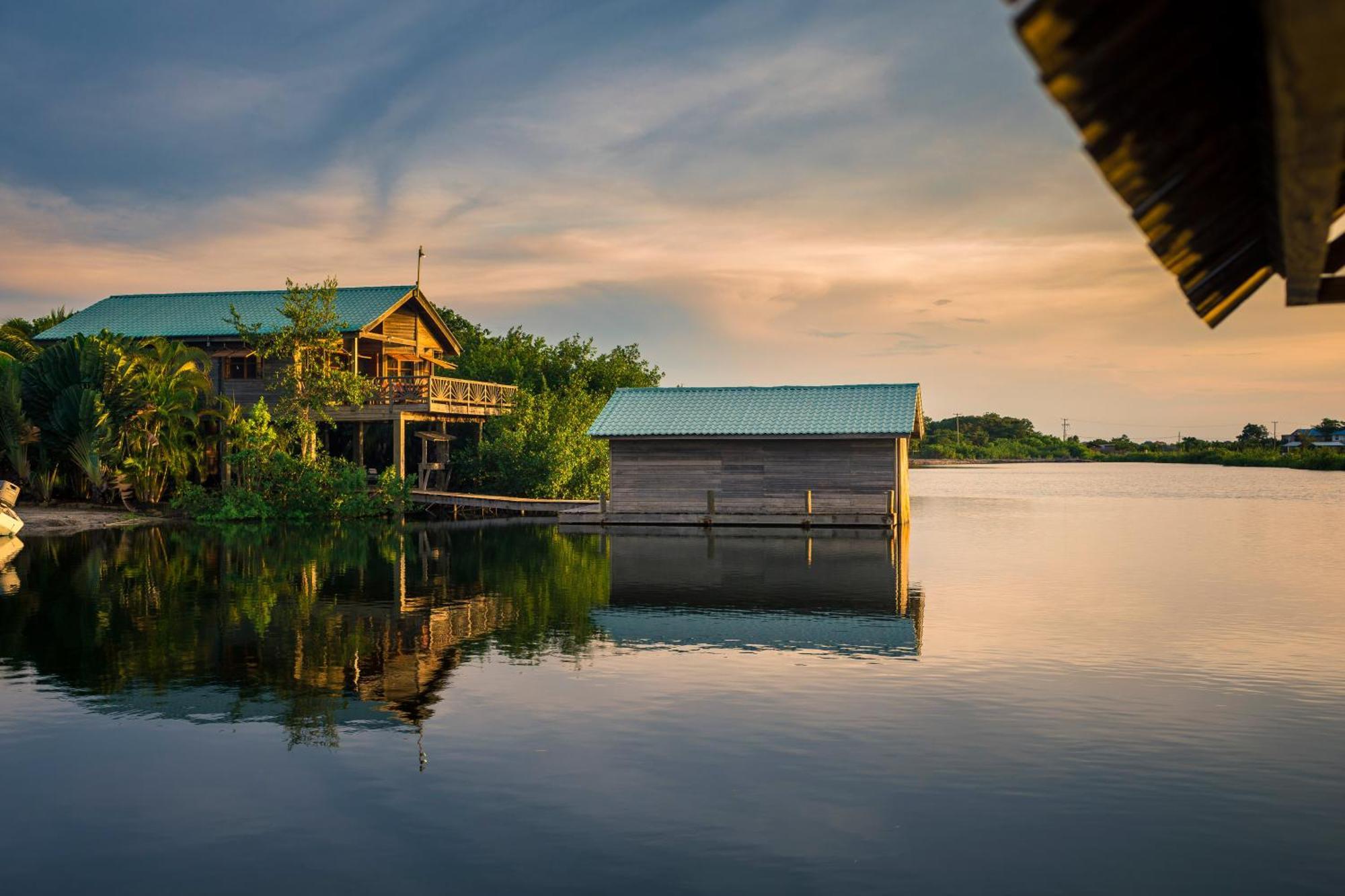 Turtle Inn By Francis Ford Coppola Placencia Экстерьер фото